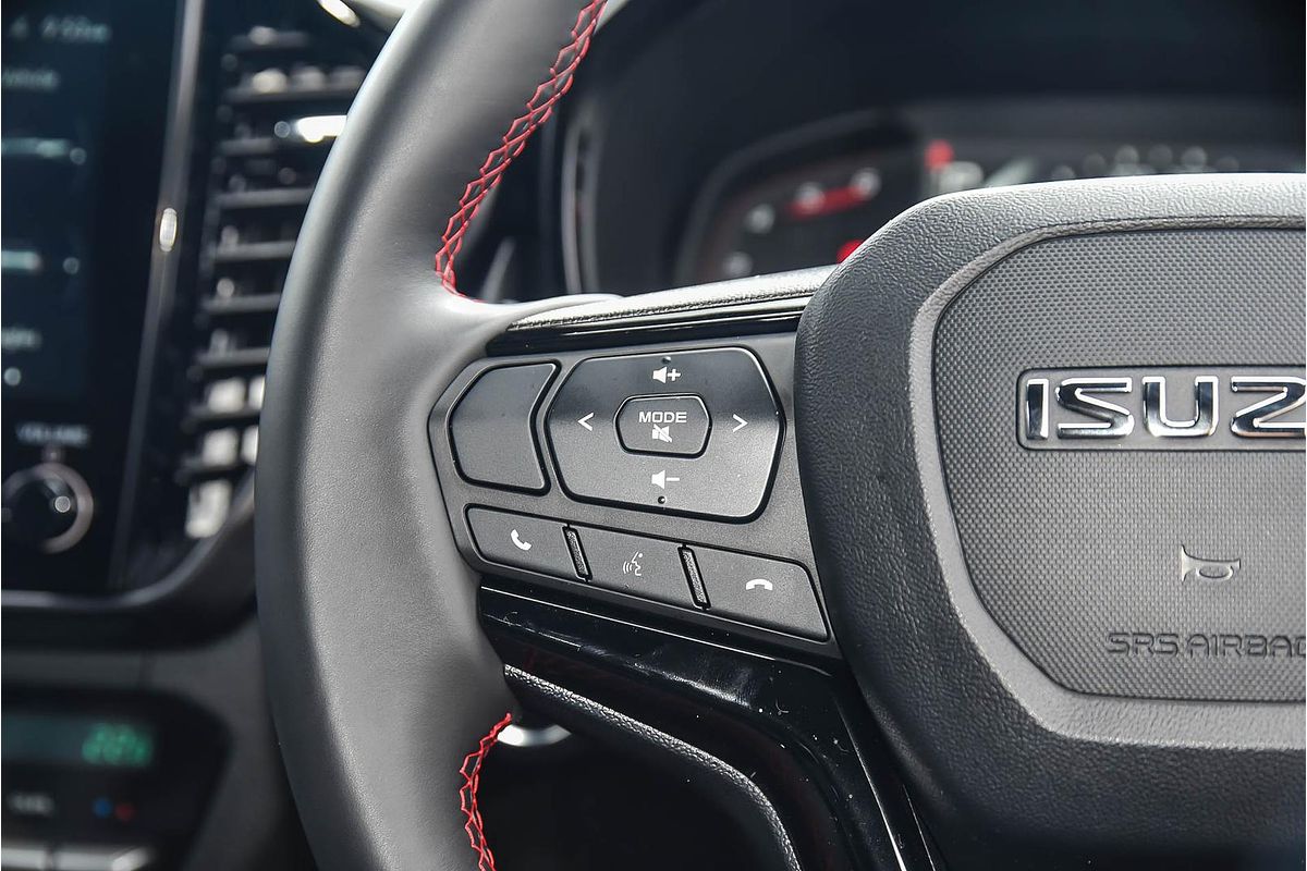 2025 Isuzu D-MAX X-TERRAIN 4X4