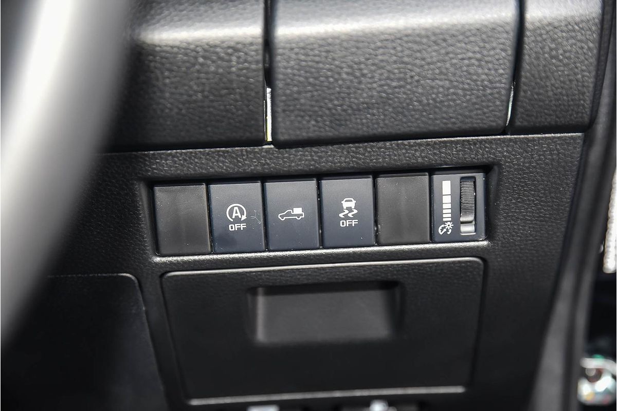 2025 Isuzu D-MAX X-TERRAIN 4X4