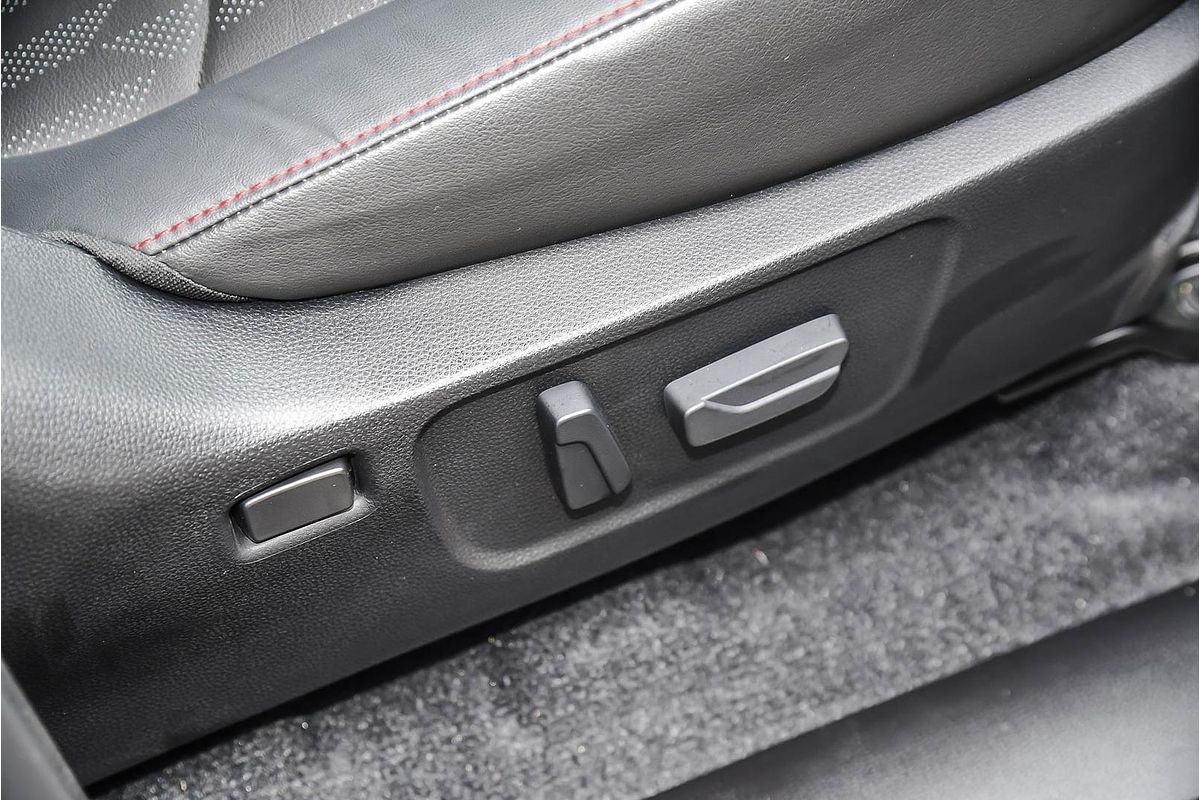 2025 Isuzu D-MAX X-TERRAIN 4X4