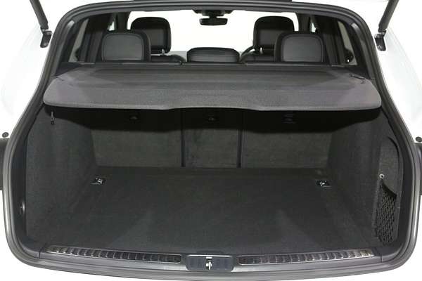 2023 Porsche Macan S 95B