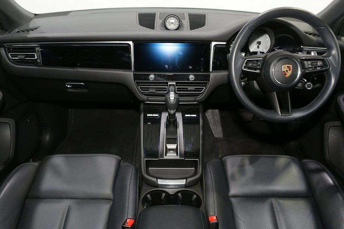 2023 Porsche Macan S 95B