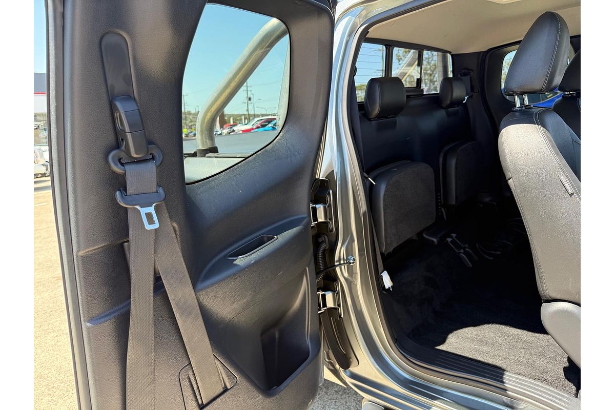 2019 Nissan Navara ST-X D23 Series 4 4X4