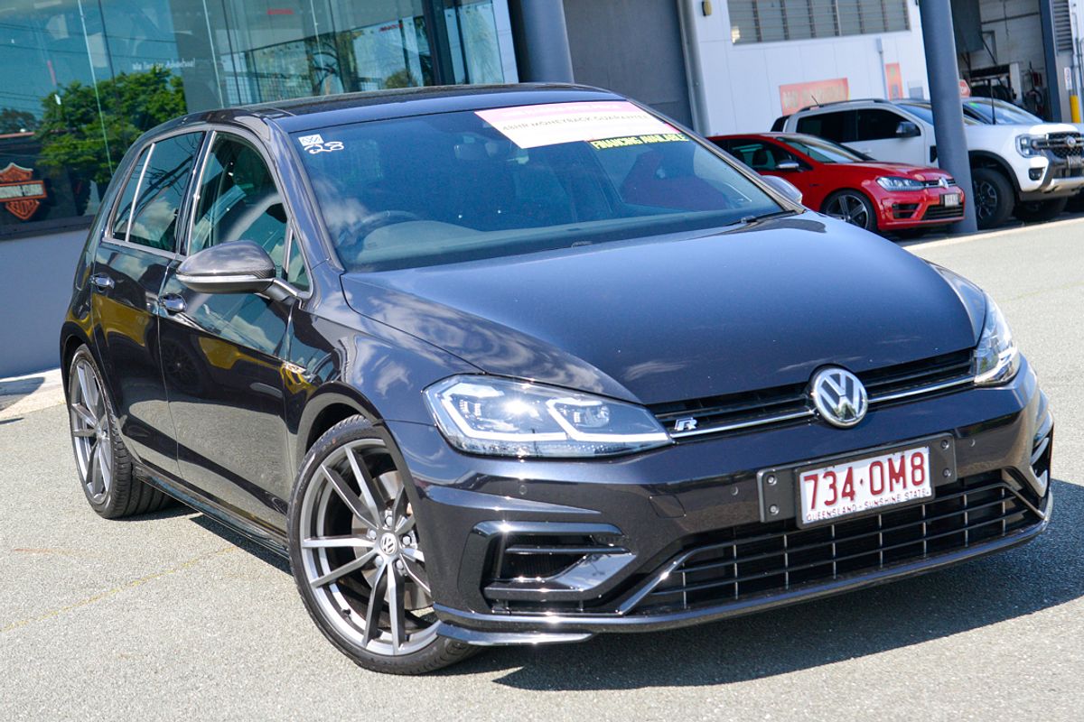 2017 Volkswagen Golf R Wolfsburg Edition 7.5
