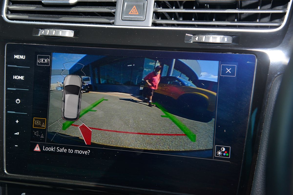 2017 Volkswagen Golf R Wolfsburg Edition 7.5