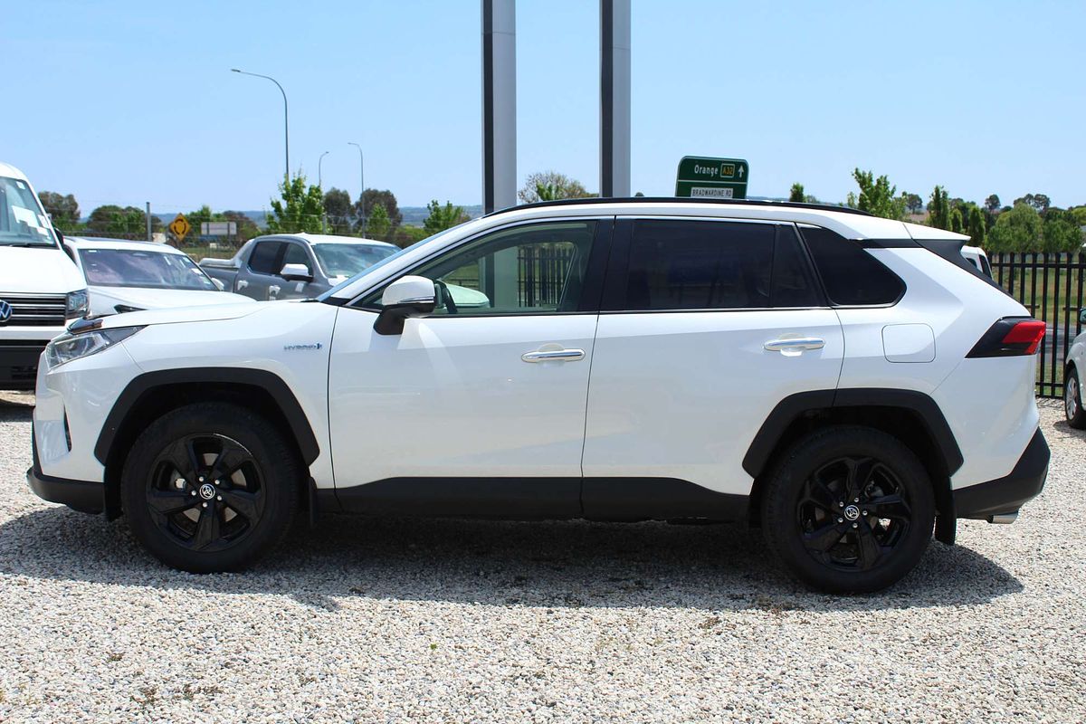 2021 Toyota RAV4 Cruiser AXAH54R