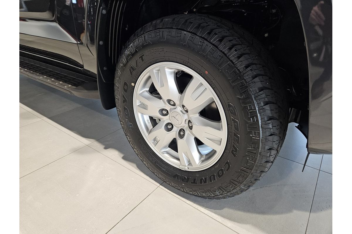 2025 Mitsubishi Triton GLX+ MV 4X4