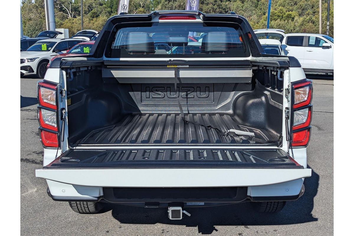 2025 Isuzu D-MAX X-TERRAIN 4X4