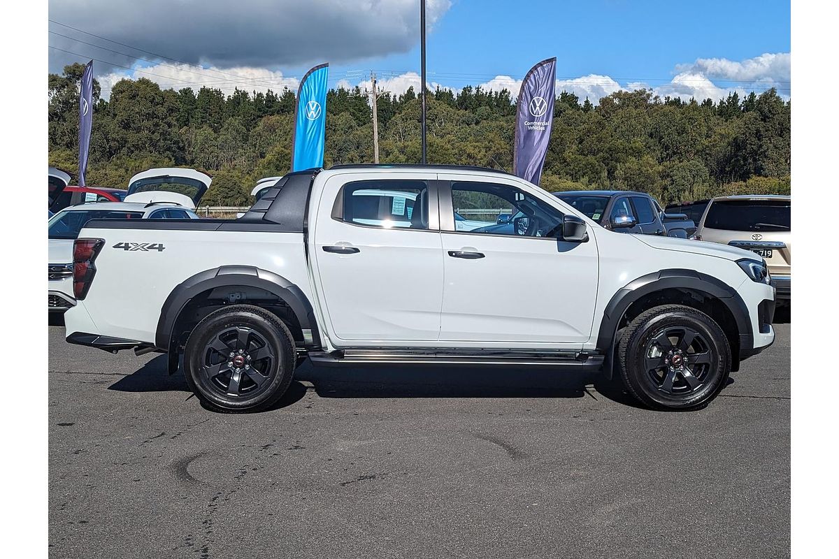 2025 Isuzu D-MAX X-TERRAIN 4X4