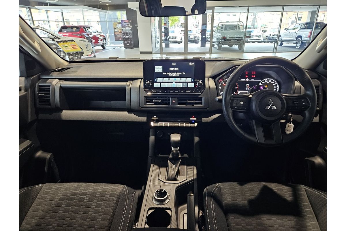 2025 Mitsubishi Triton GLX+ MV 4X4