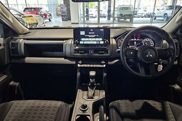 2025 Mitsubishi Triton GLX+ MV 4X4