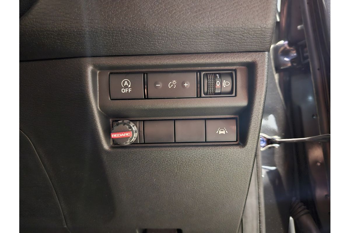 2025 Mitsubishi Triton GLX+ MV 4X4