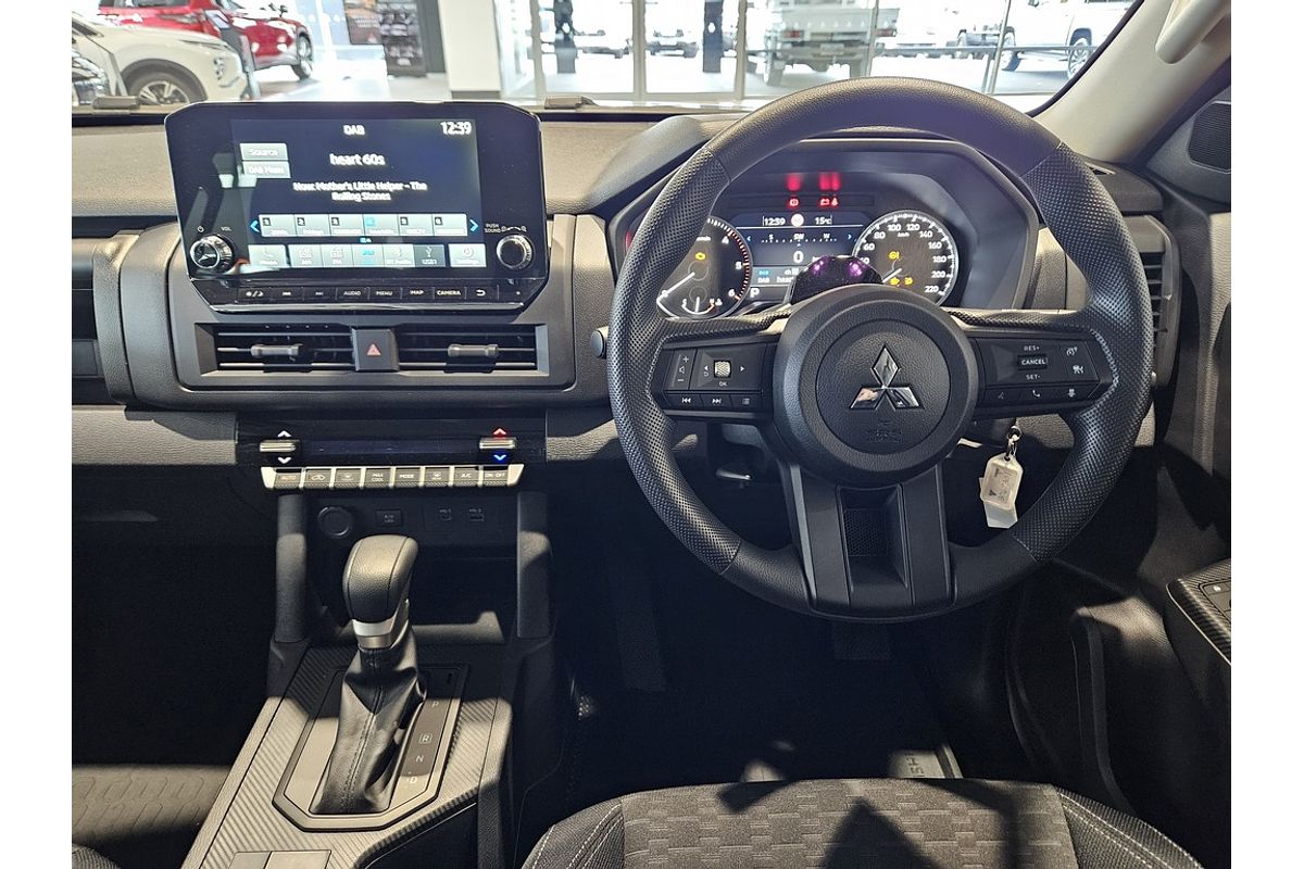 2025 Mitsubishi Triton GLX+ MV 4X4