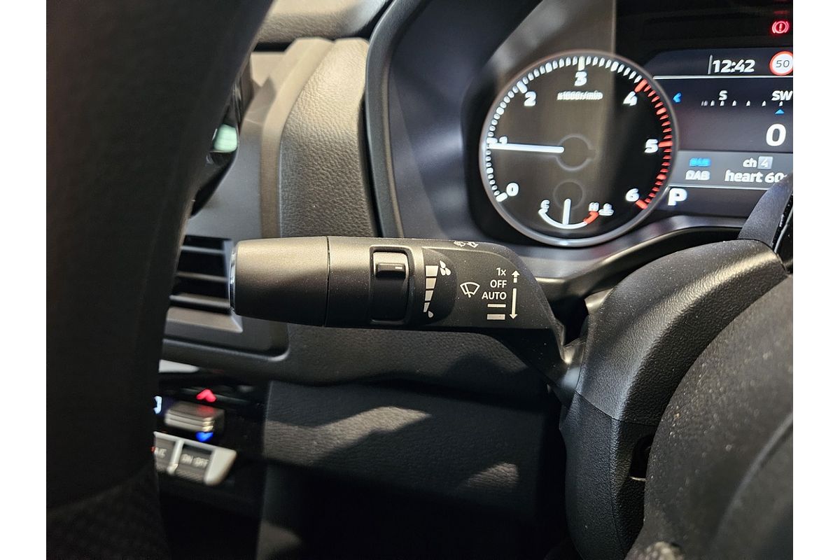 2025 Mitsubishi Triton GLX+ MV 4X4