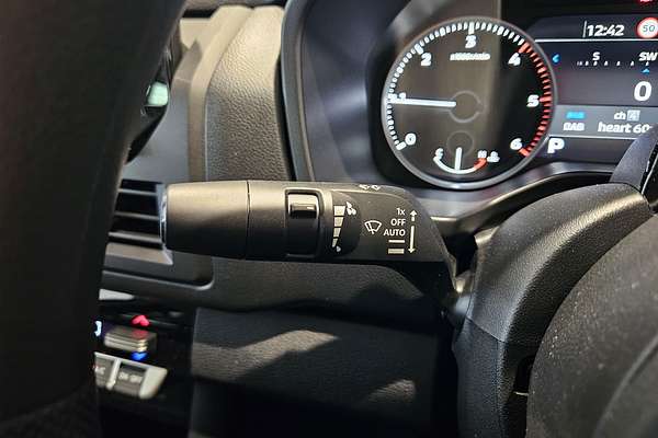 2025 Mitsubishi Triton GLX+ MV 4X4