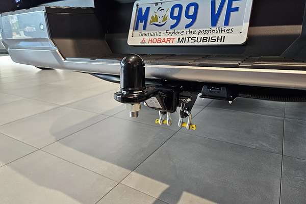 2025 Mitsubishi Triton GLX+ MV 4X4