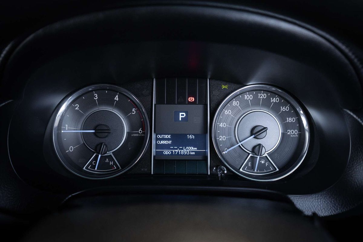 2016 Toyota Fortuner GX GUN156R