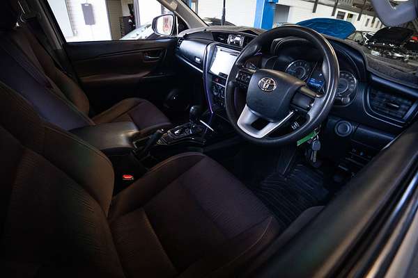 2016 Toyota Fortuner GX GUN156R