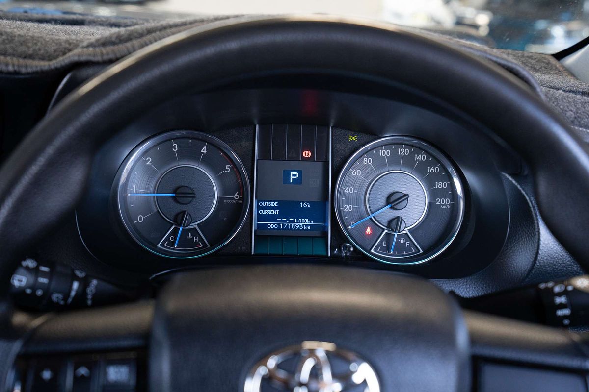 2016 Toyota Fortuner GX GUN156R