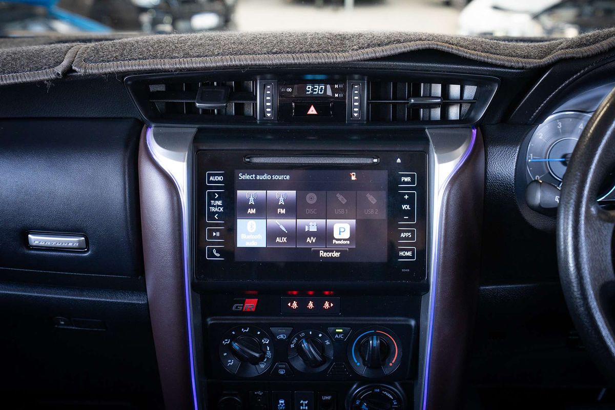 2016 Toyota Fortuner GX GUN156R