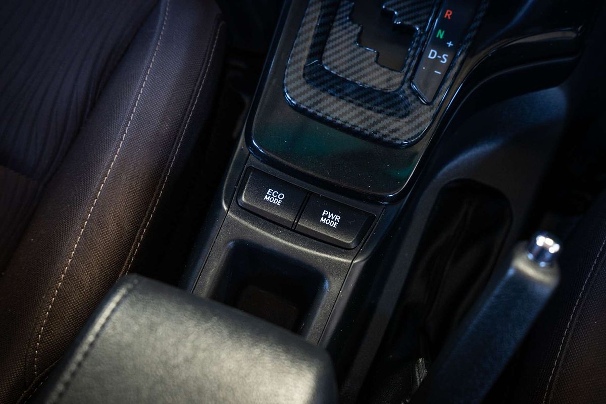 2016 Toyota Fortuner GX GUN156R