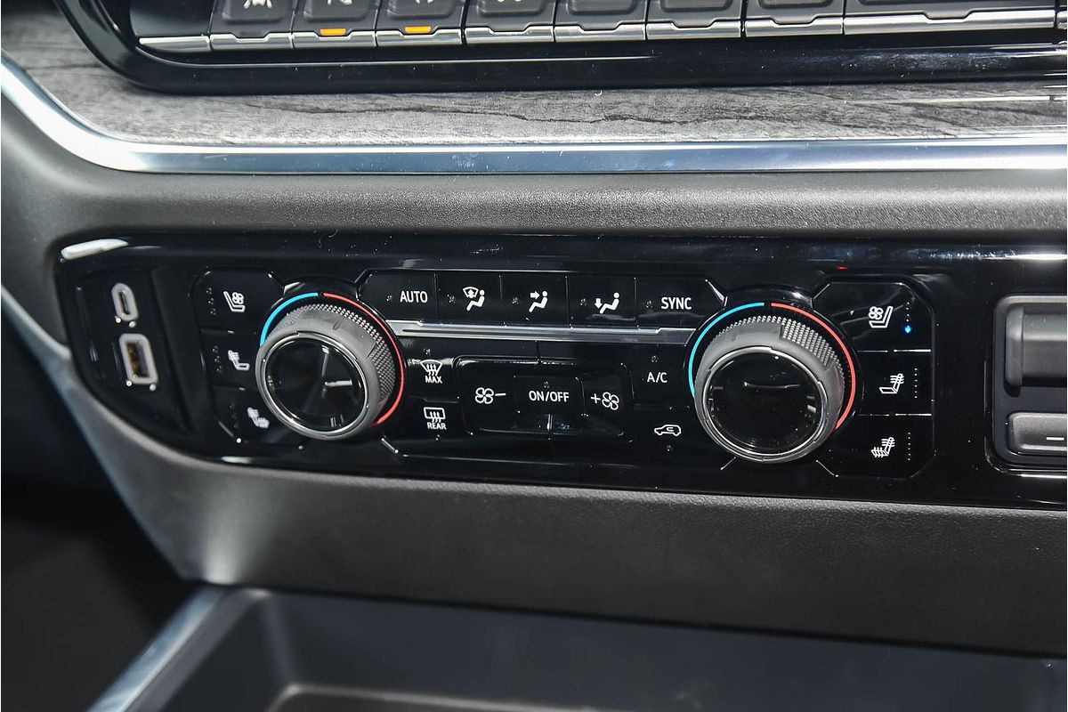 2025 Chevrolet Silverado 1500 LTZ Premium W/Tech Pack T1 4X4