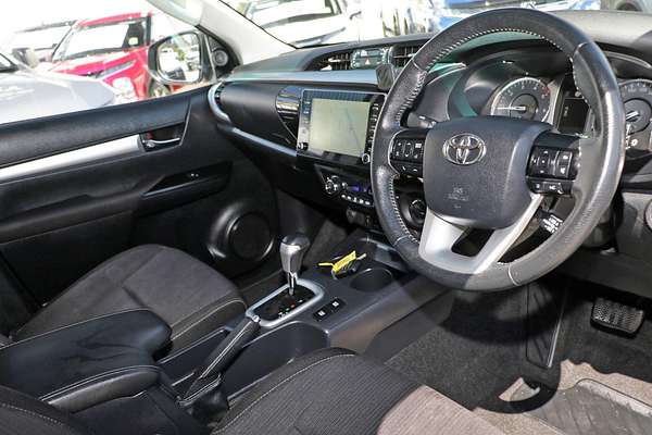 2020 Toyota Hilux SR5 GUN126R 4X4
