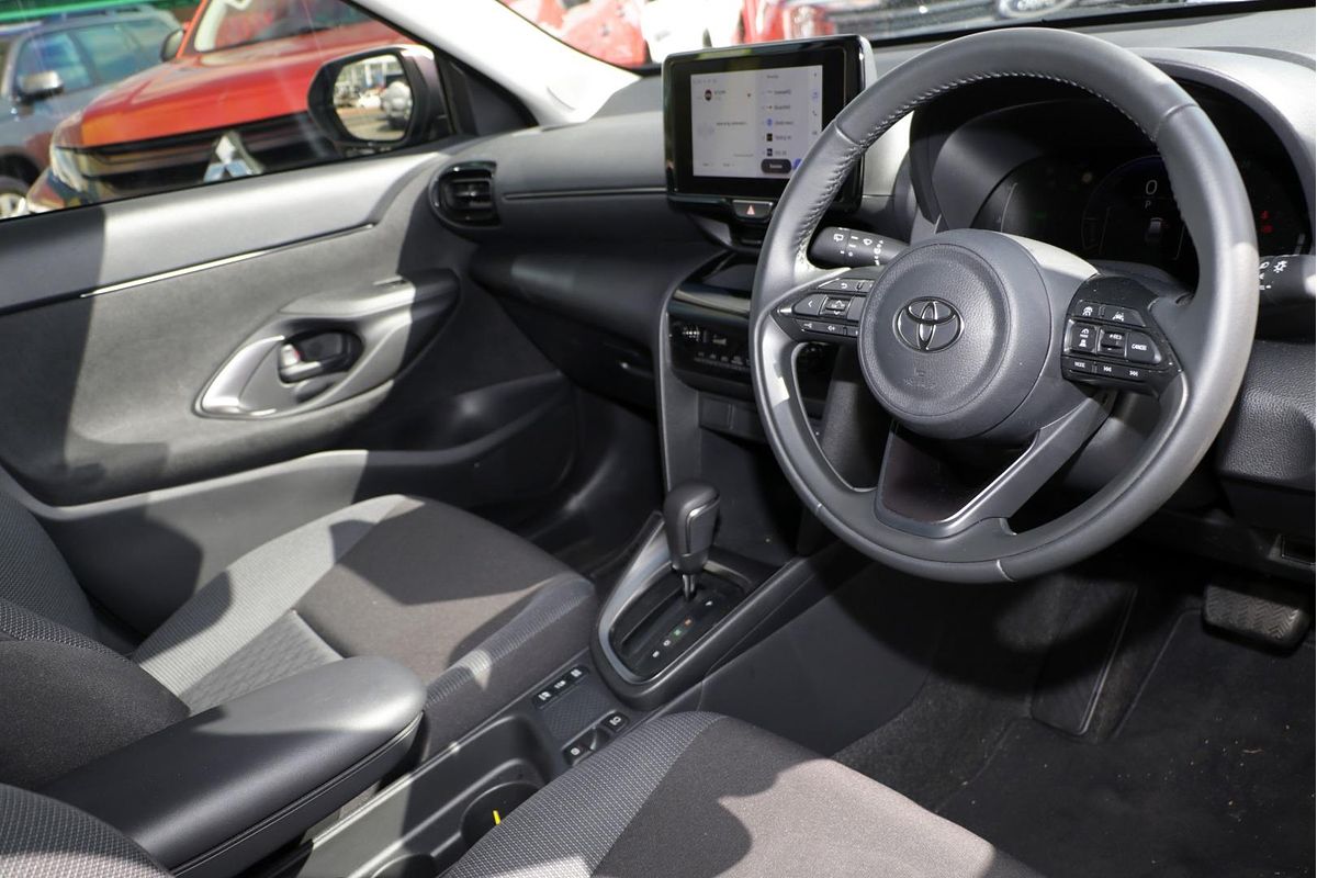 2025 Toyota Yaris Cross GX MXPJ10R
