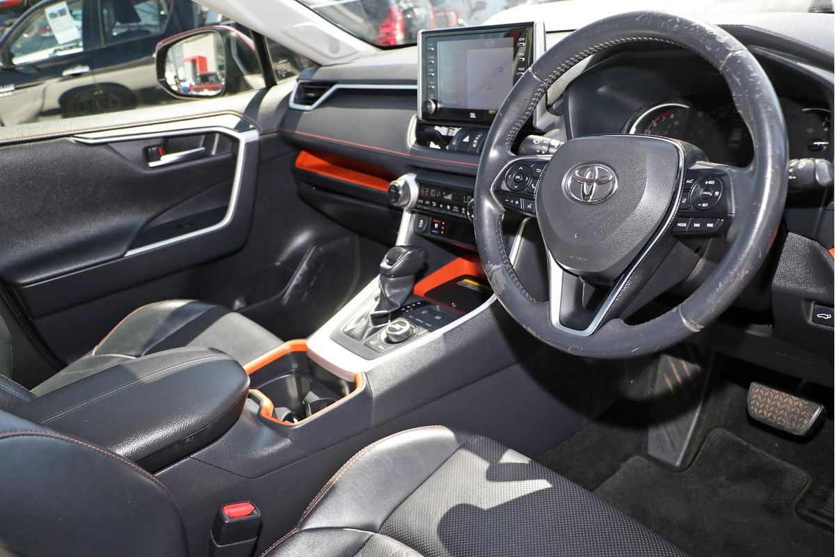 2019 Toyota RAV4 Edge AXAA54R