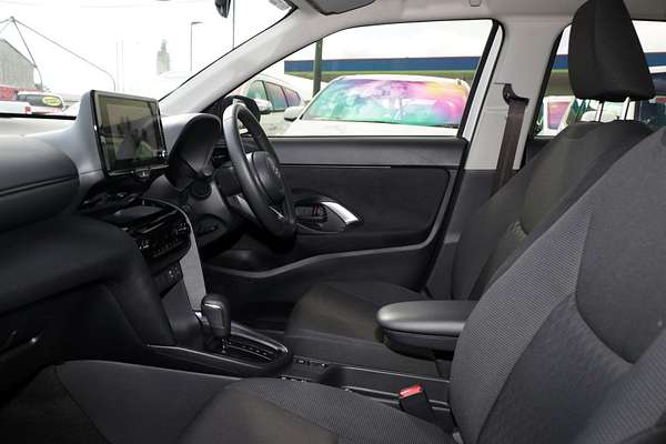 2025 Toyota Yaris Cross GX MXPJ10R
