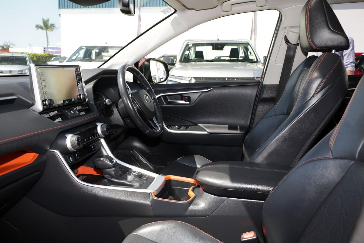 2019 Toyota RAV4 Edge AXAA54R