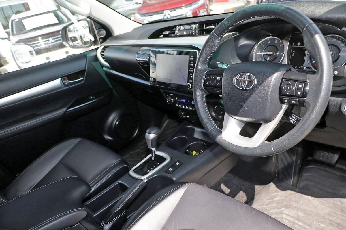 2020 Toyota Hilux SR5 GUN126R 4X4