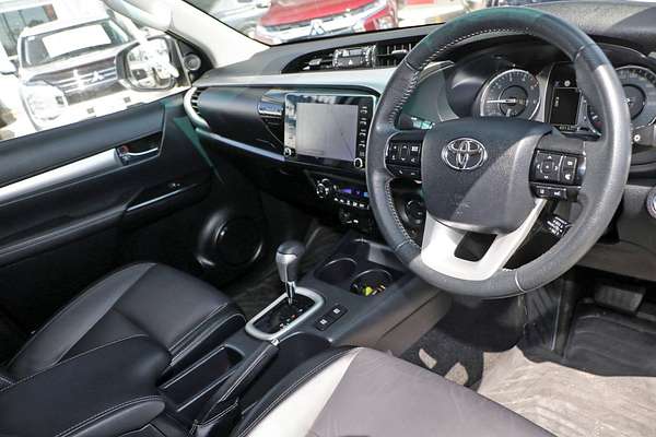 2020 Toyota Hilux SR5 GUN126R 4X4