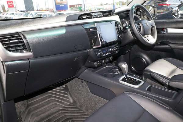 2020 Toyota Hilux SR5 GUN126R 4X4