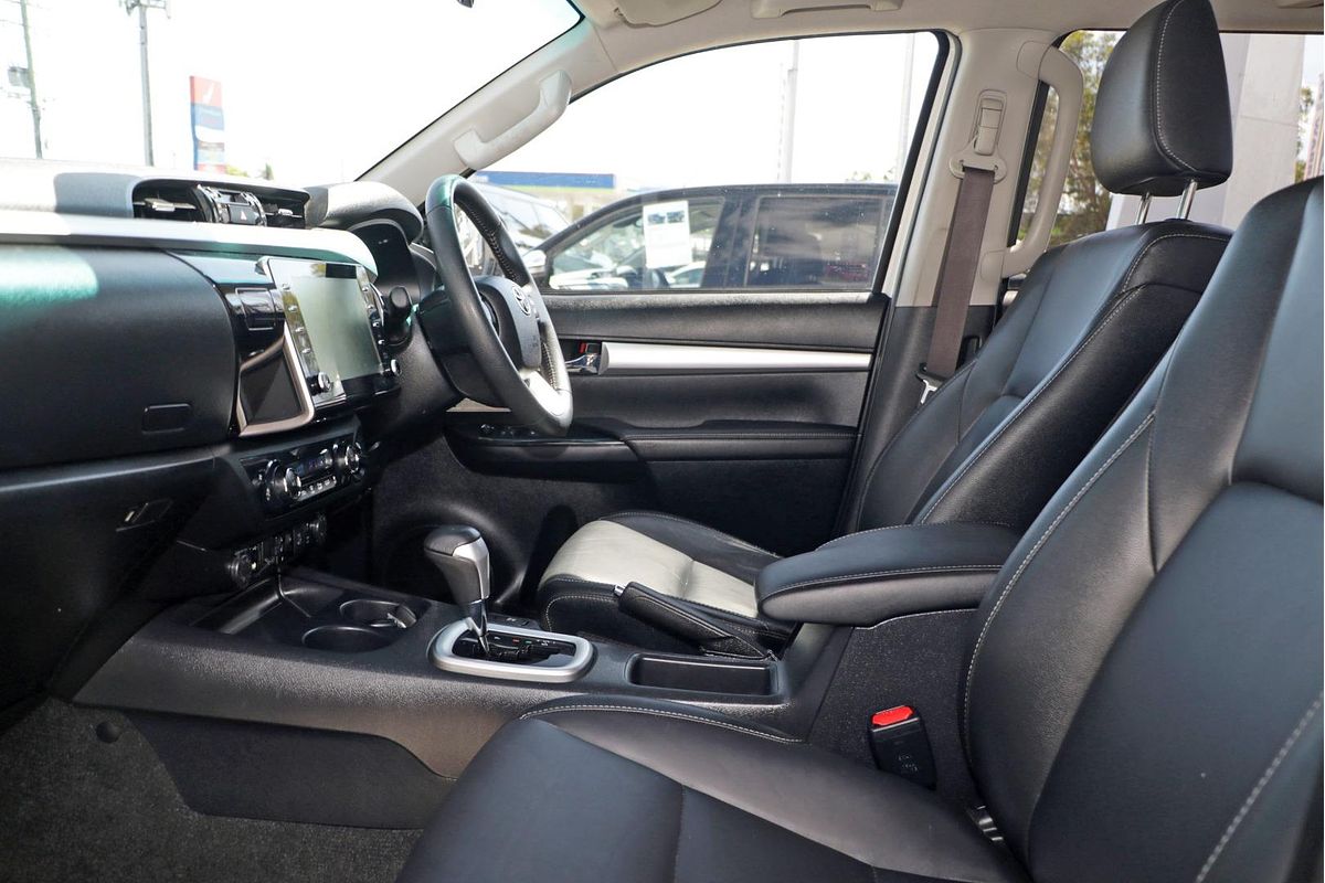 2020 Toyota Hilux SR5 GUN126R 4X4