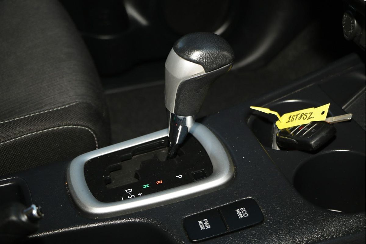 2020 Toyota Hilux SR5 GUN126R 4X4