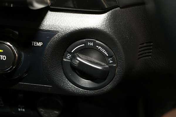 2020 Toyota Hilux SR5 GUN126R 4X4