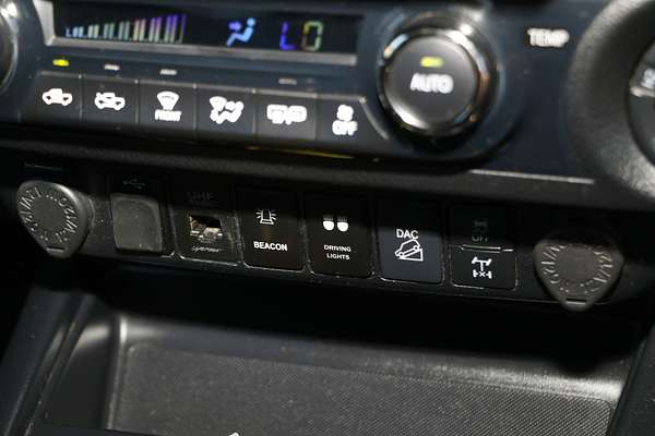 2020 Toyota Hilux SR5 GUN126R 4X4