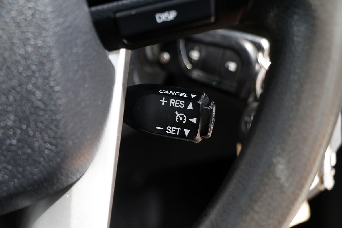 2017 Toyota Hilux SR GUN126R 4X4