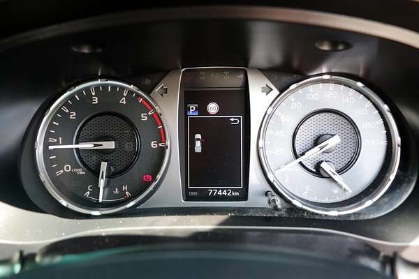 2020 Toyota Hilux SR5 GUN126R 4X4