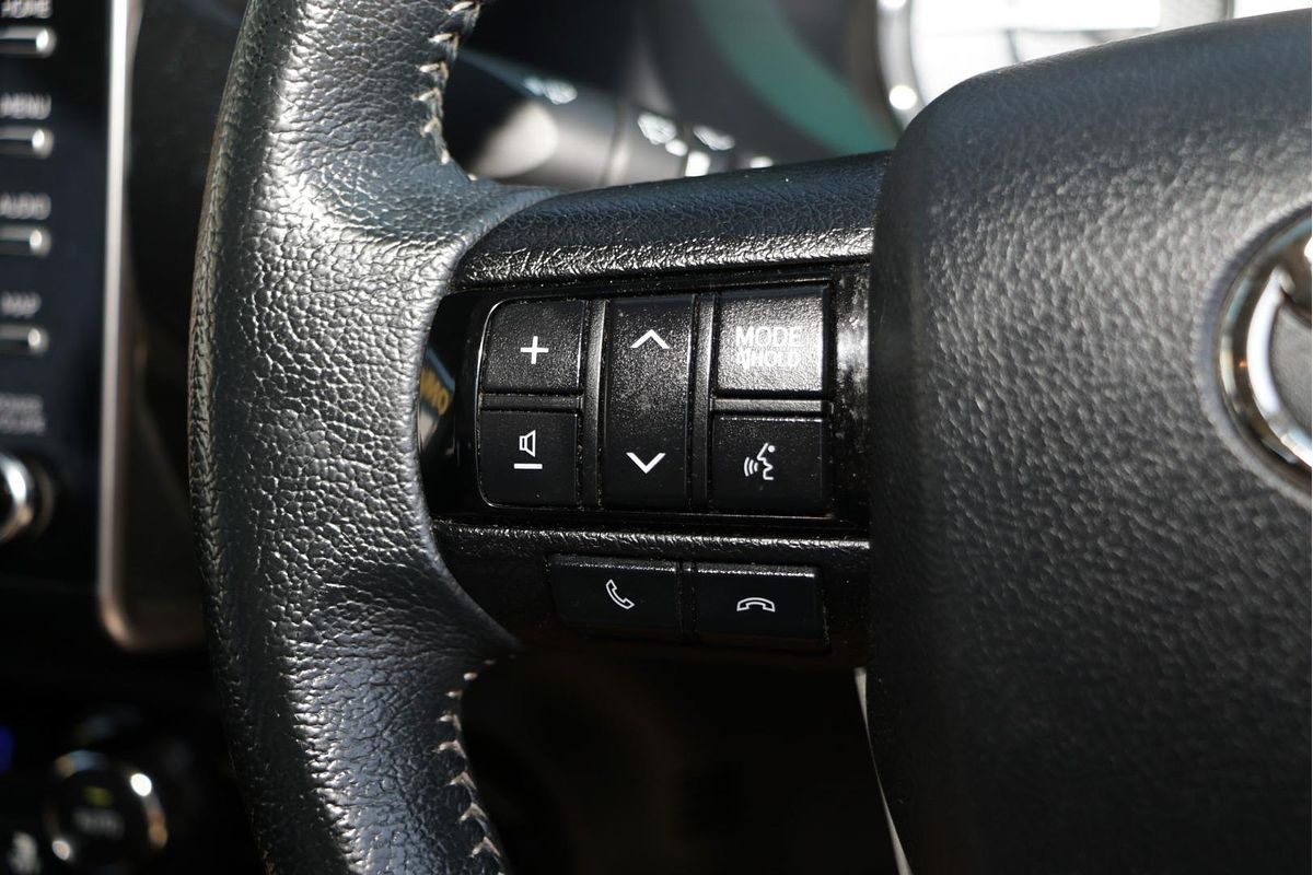 2020 Toyota Hilux SR5 GUN126R 4X4