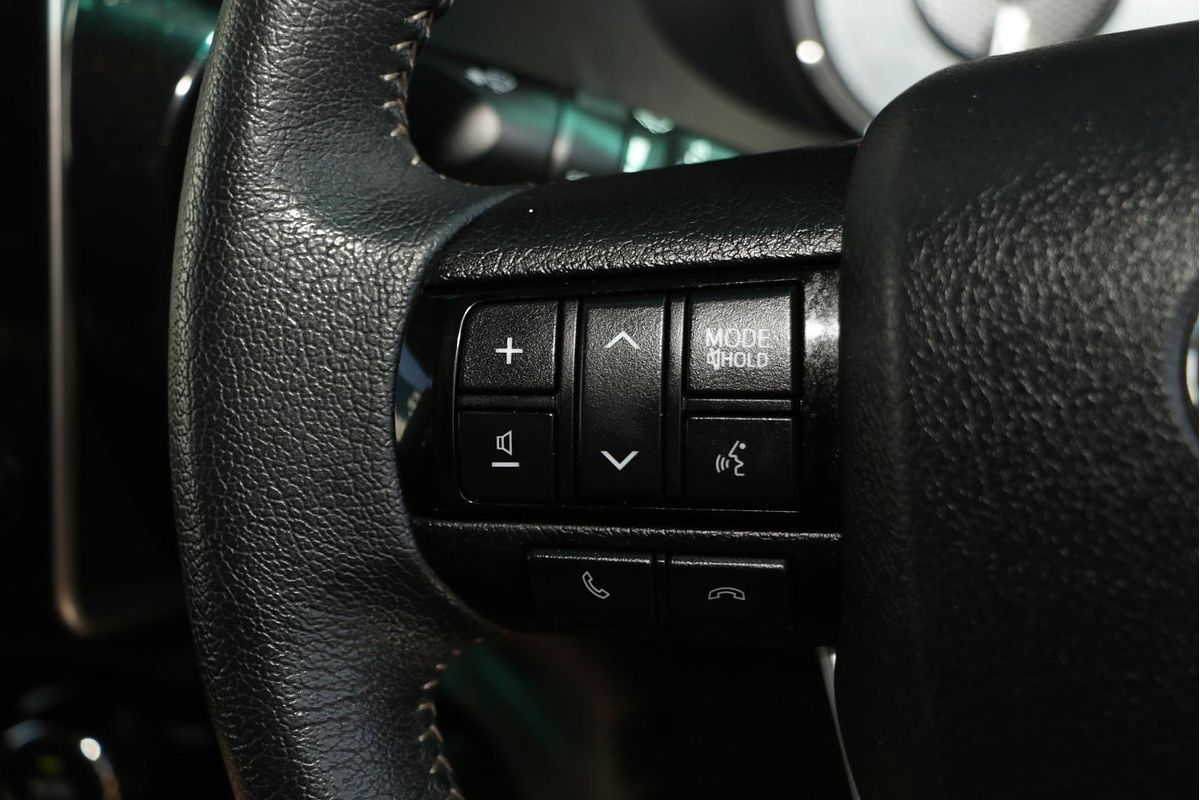 2020 Toyota Hilux SR5 GUN126R 4X4