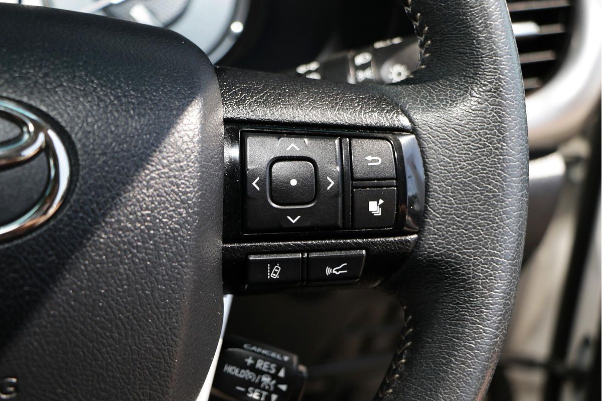 2020 Toyota Hilux SR5 GUN126R 4X4