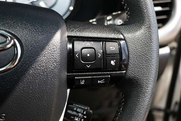 2020 Toyota Hilux SR5 GUN126R 4X4