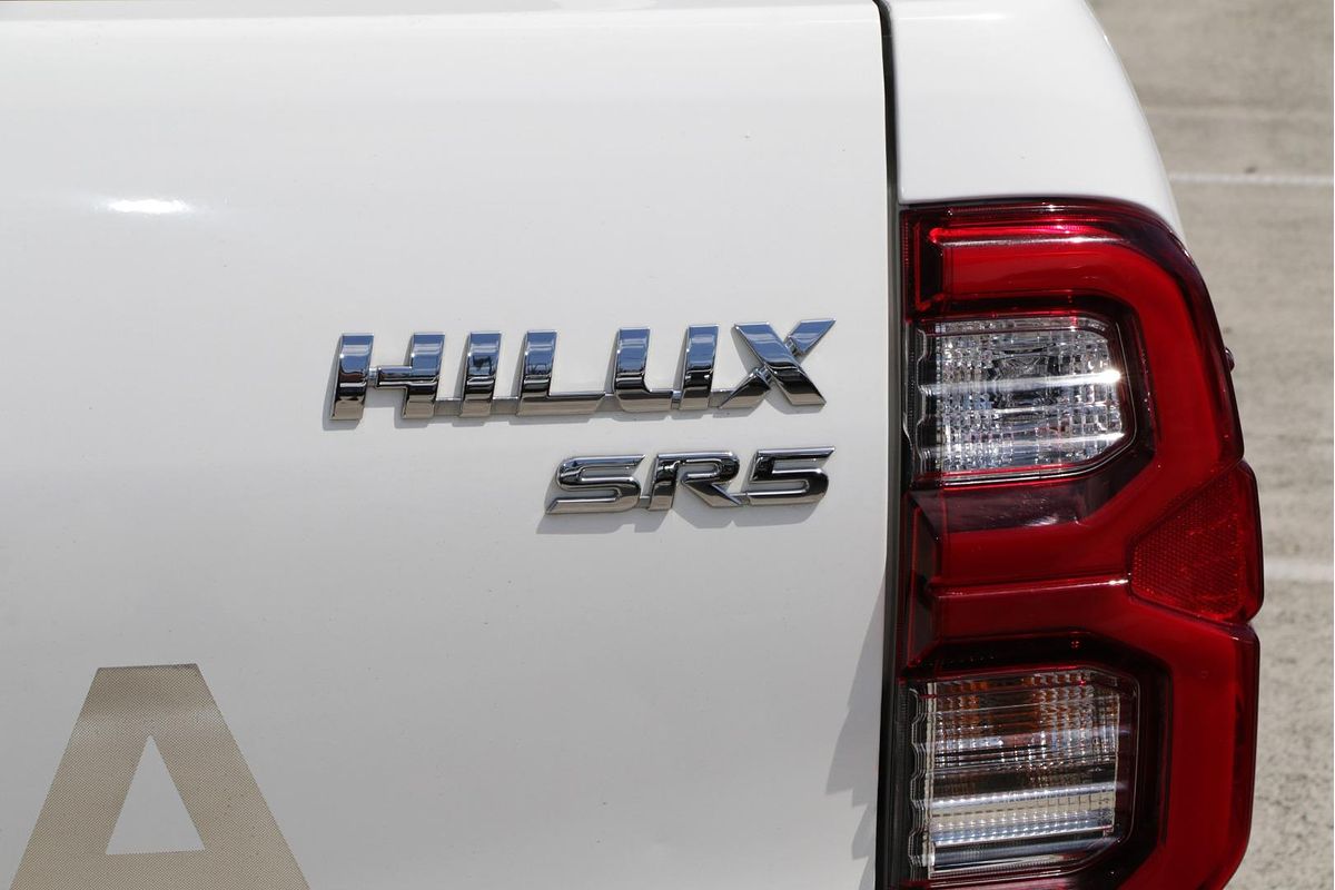 2020 Toyota Hilux SR5 GUN126R 4X4