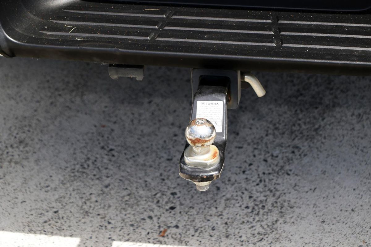 2020 Toyota Hilux SR5 GUN126R 4X4