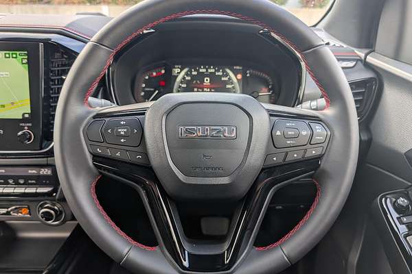 2025 Isuzu D-MAX X-TERRAIN 4X4