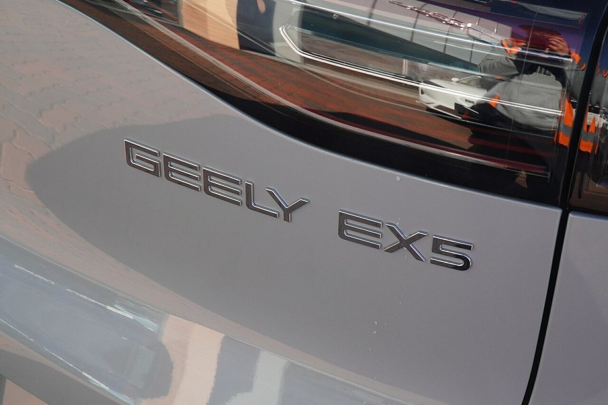 2025 Geely EX5 Inspire E245