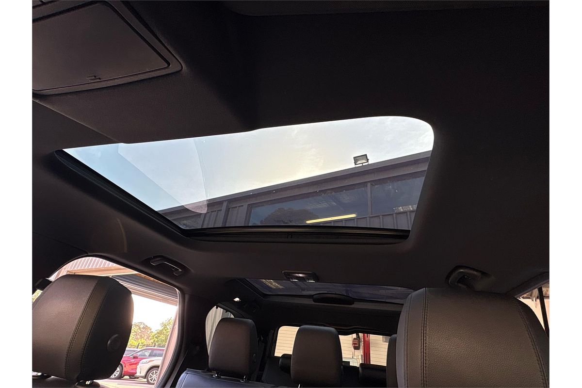 2019 Land Rover Discovery SD6 HSE Series 5