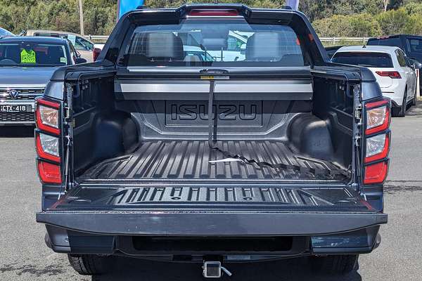 2025 Isuzu D-MAX X-TERRAIN 4X4