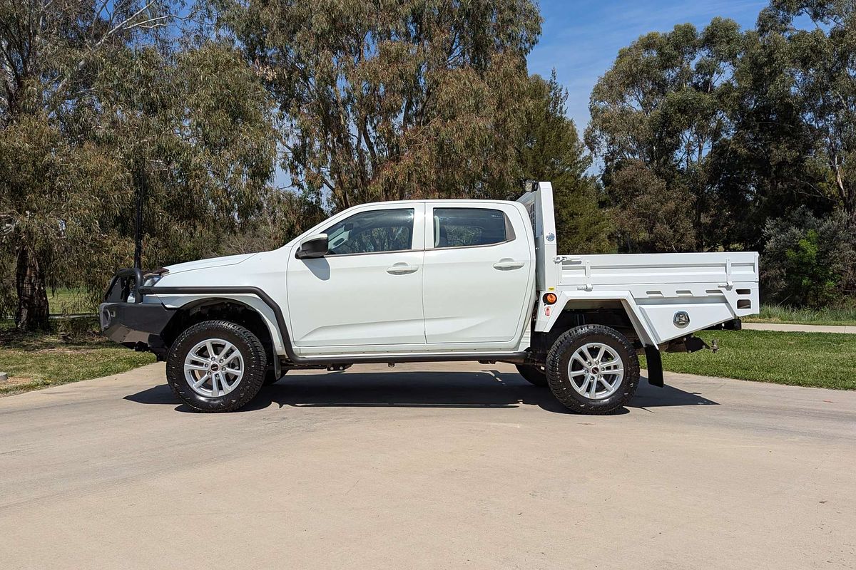 2021 Isuzu D-MAX LS-M  4X4